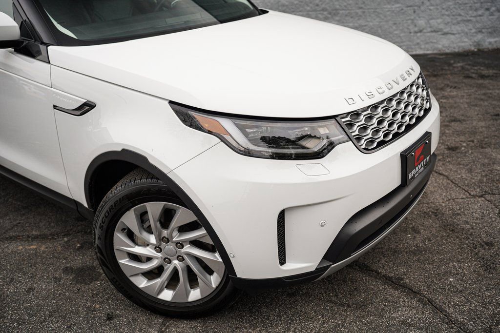 Used 2023 Land Rover Discovery S image 7