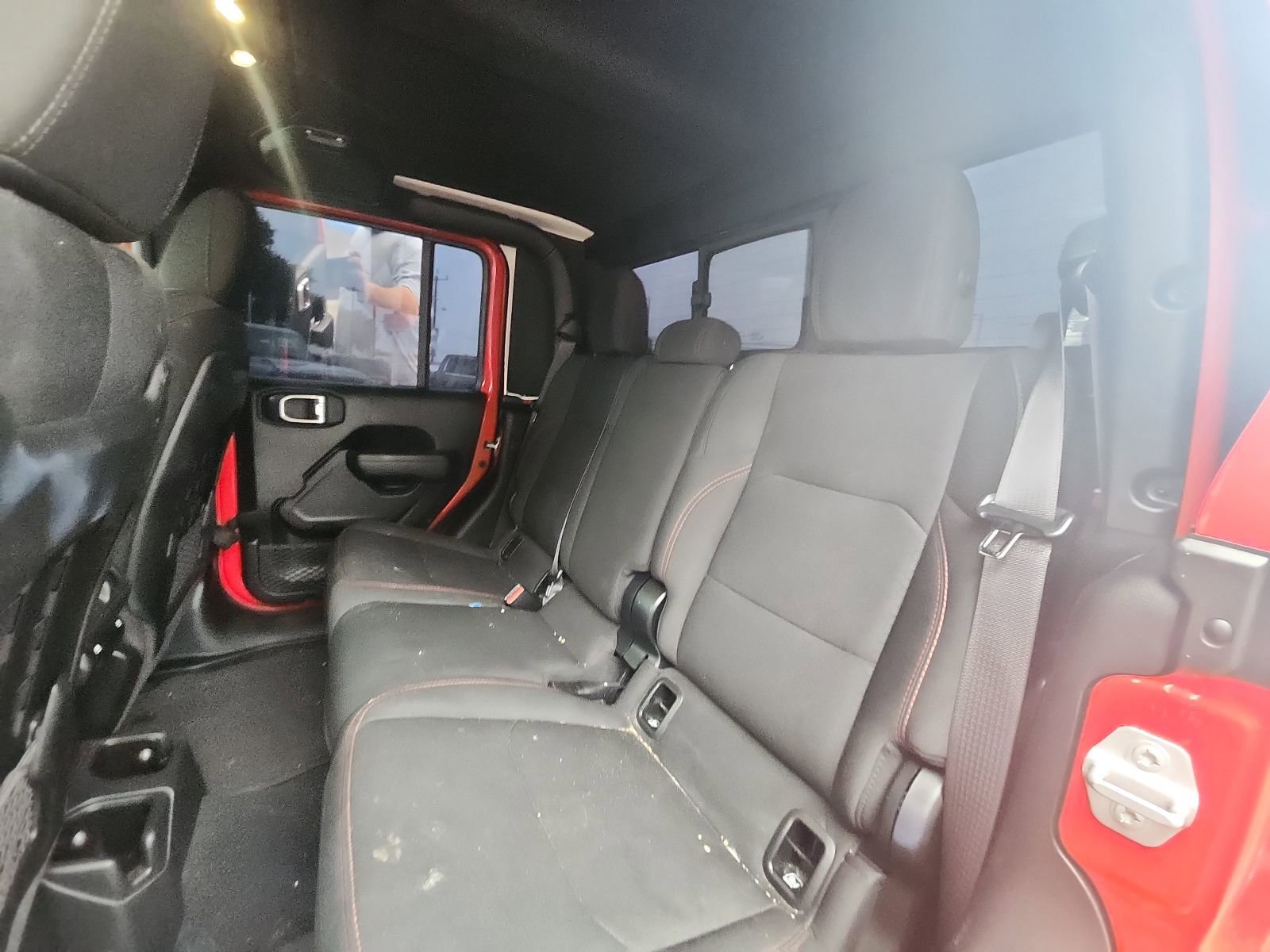 Used 2022 Jeep Gladiator Rubicon w/ Trailer Tow Package AWD/4WD image 10