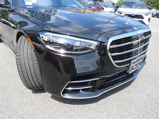 Used 2022 Mercedes-Benz S 500 4MATIC w/ AMG Line Package image 26