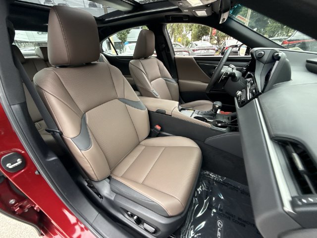 Certified 2024 Lexus ES 350 w/ Premium Package FWD image 26
