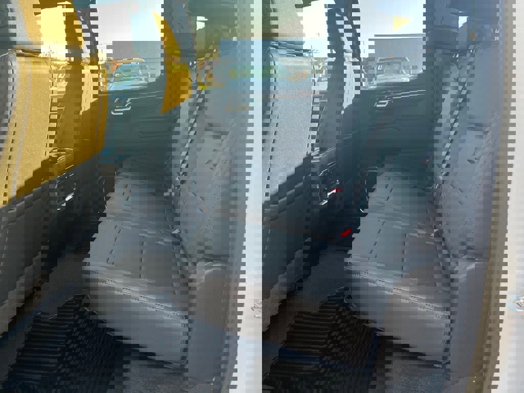 New 2026 Chevrolet Silverado 1500 LTZ w/ LTZ Premium Package image 13