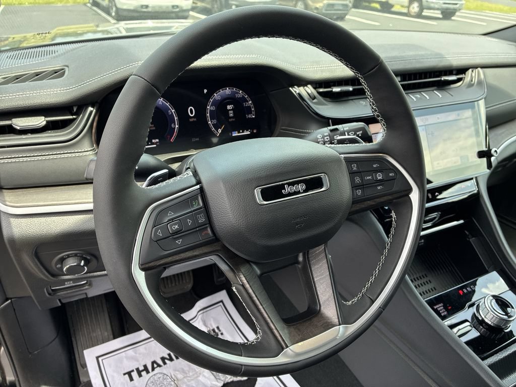 New 2026 Jeep Grand Cherokee Altitude AWD/4WD image 15