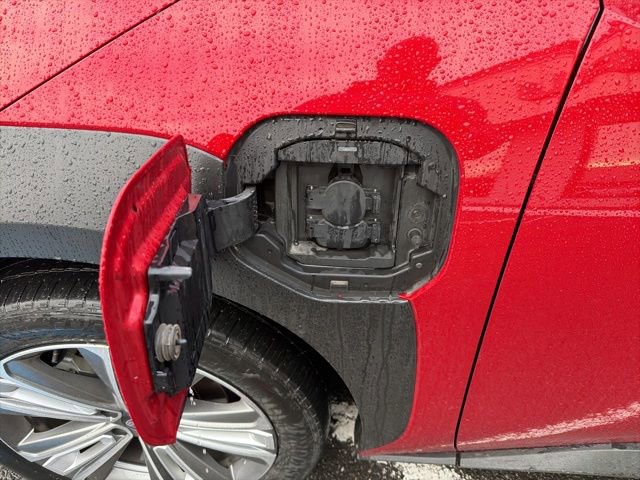 Used 2023 Subaru Solterra AWD image 4