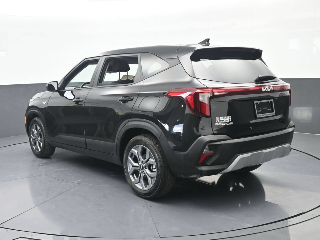 Used 2026 Kia Seltos LX FWD image 4