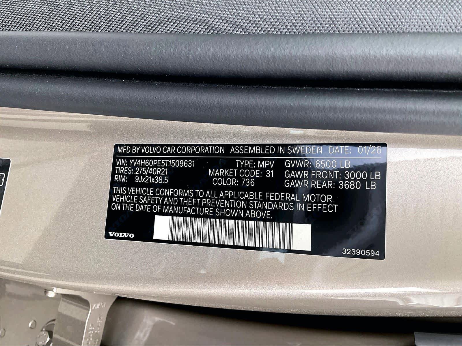 New 2026 Volvo XC90 T8 Plus w/ Protection Package Premier image 37