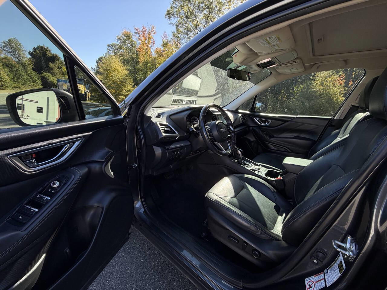 Used 2019 Subaru Forester Limited w/ Popular Package #3 image 11