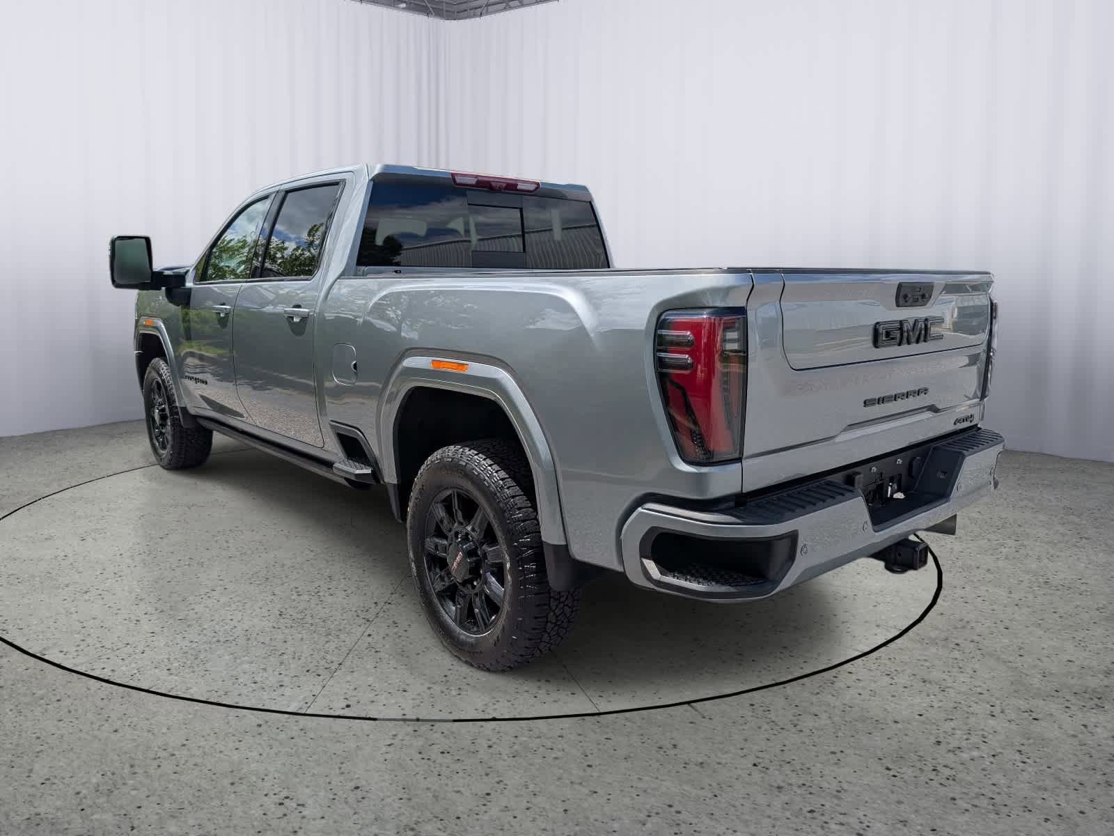 Certified 2024 GMC Sierra 2500 AT4 w/ AT4 Premium Plus Package AWD/4WD image 4