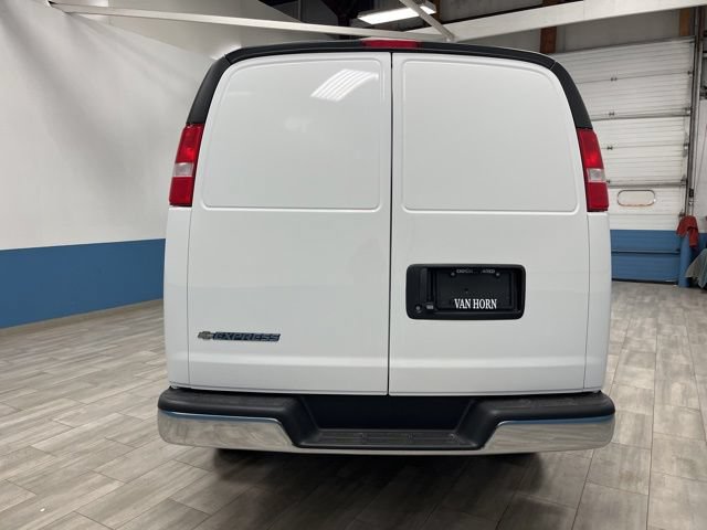 New 2026 Chevrolet Express 3500 Extended w/ Driver Convenience Package RWD image 23