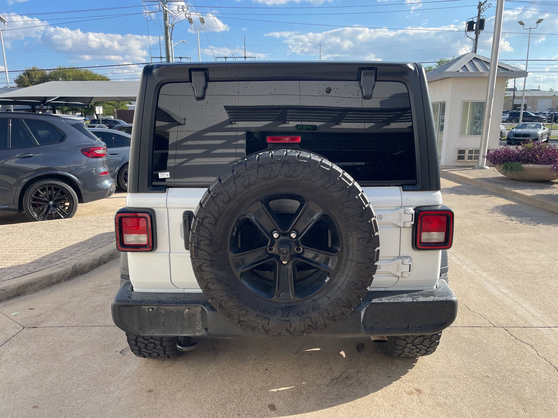 Used 2022 Jeep Wrangler Unlimited Sport image 6