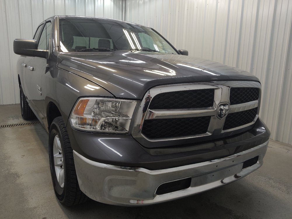 Used 2017 RAM 1500 Classic SLT AWD/4WD image 13