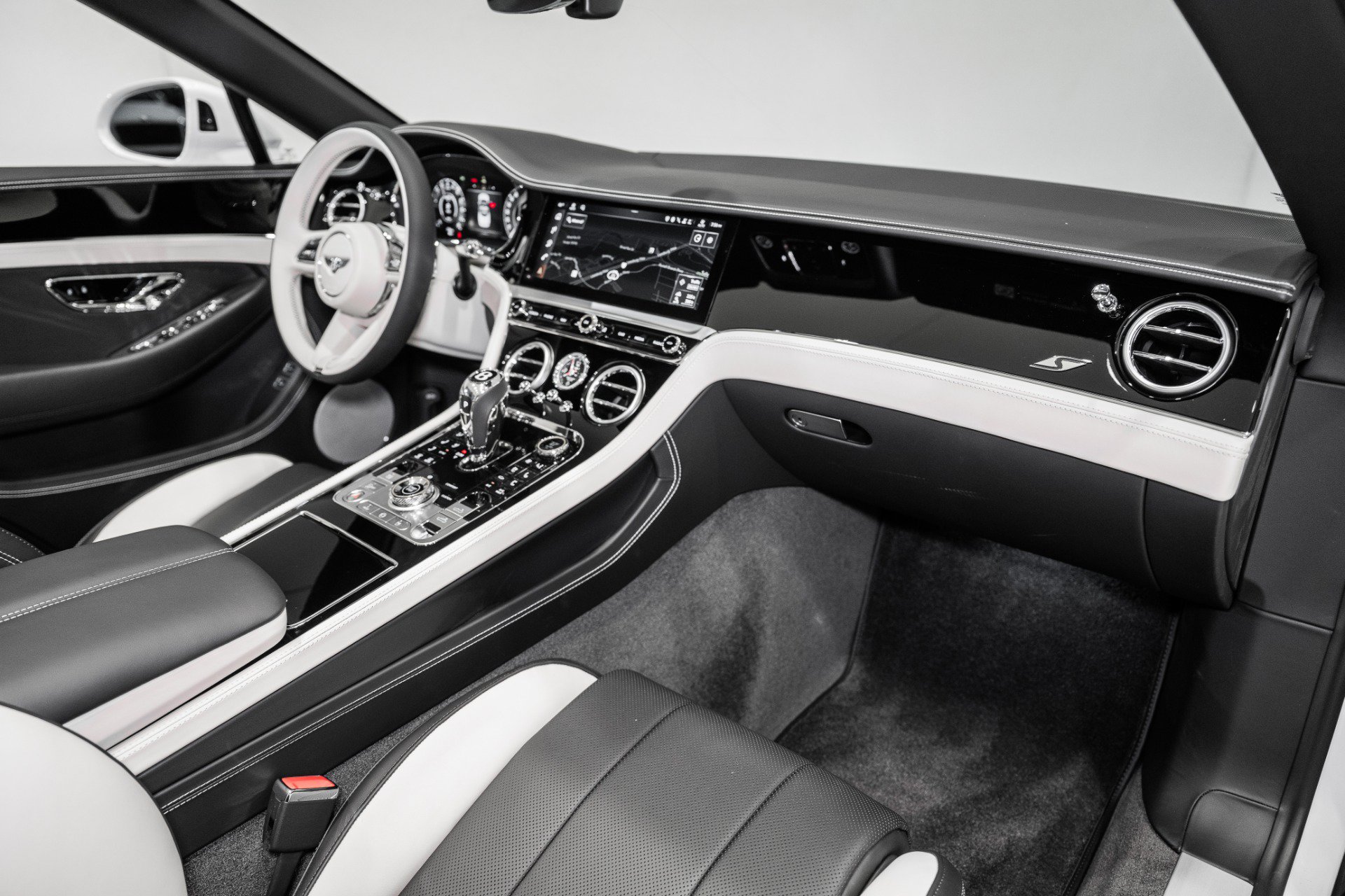 New 2026 Bentley Continental GT S AWD/4WD image 4