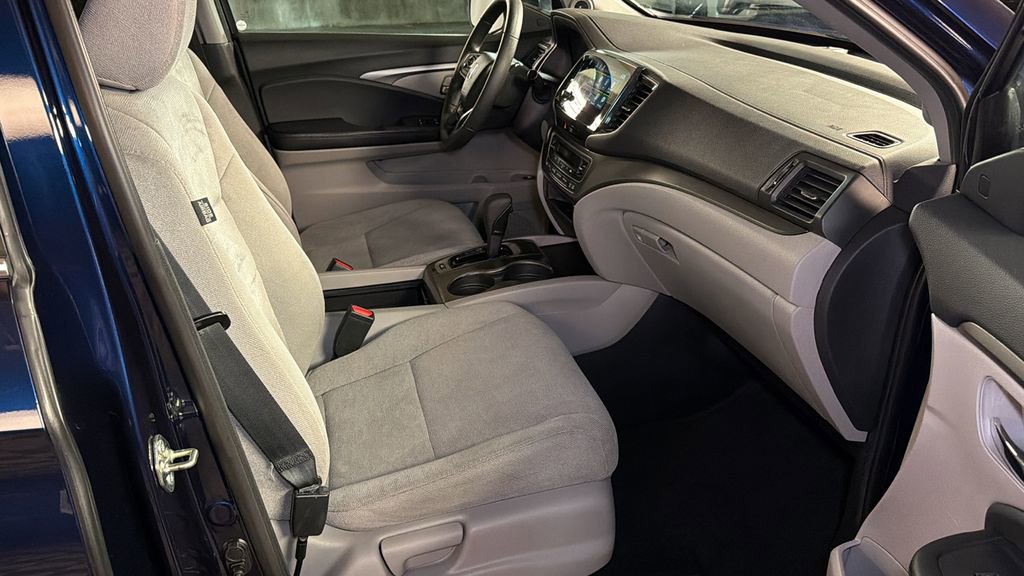 Used 2020 Honda Pilot EX image 9