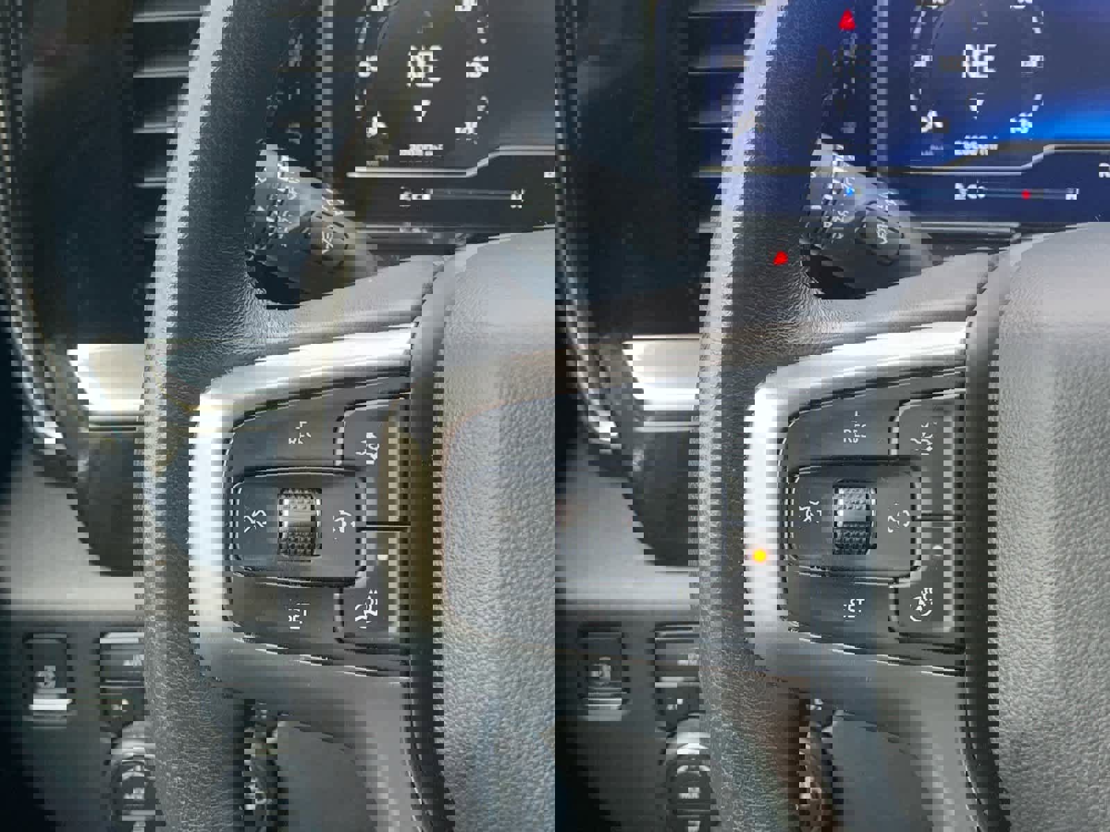 Certified 2022 Chevrolet Silverado 1500 LT image 20