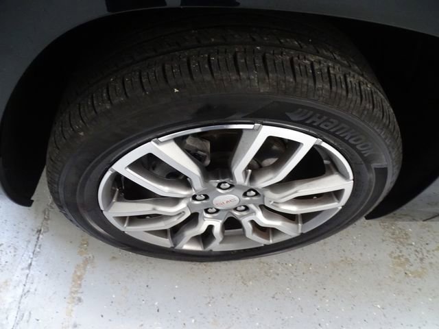 Used 2023 GMC Terrain Denali image 27