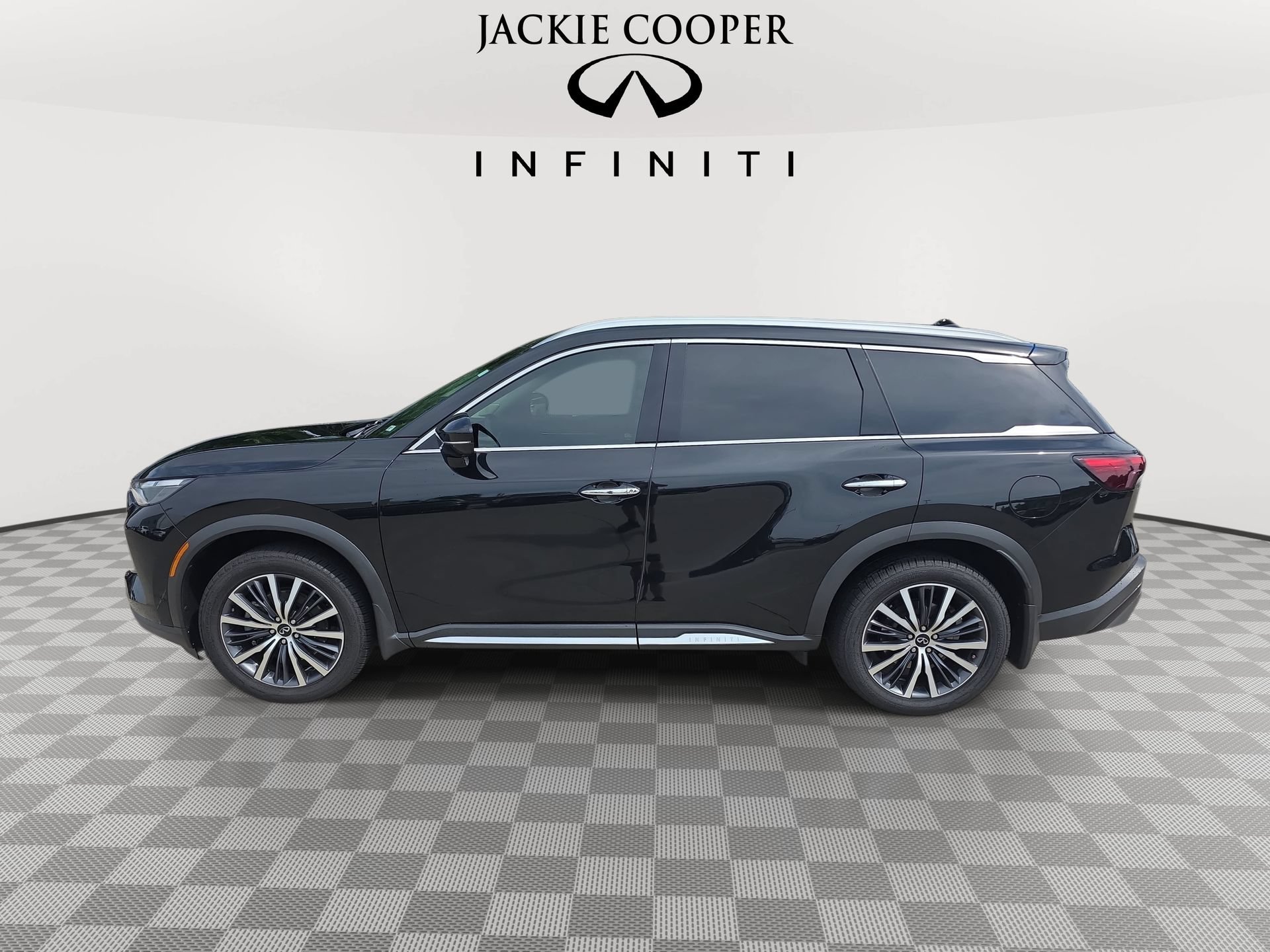 Certified 2023 INFINITI QX60 Sensory w/ Vision Package AWD/4WD image 8
