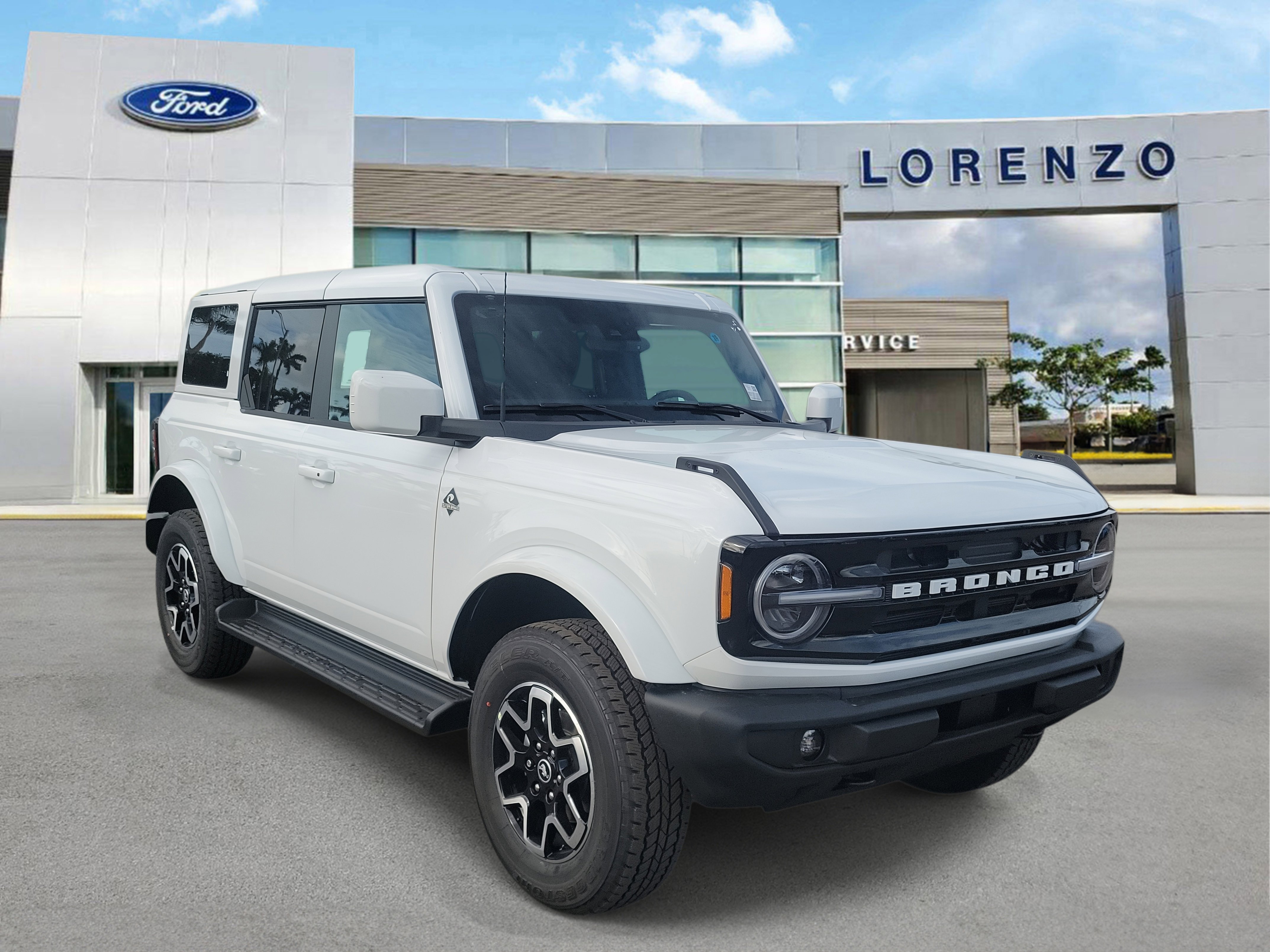 New 2025 Ford Bronco Outer Banks image 3