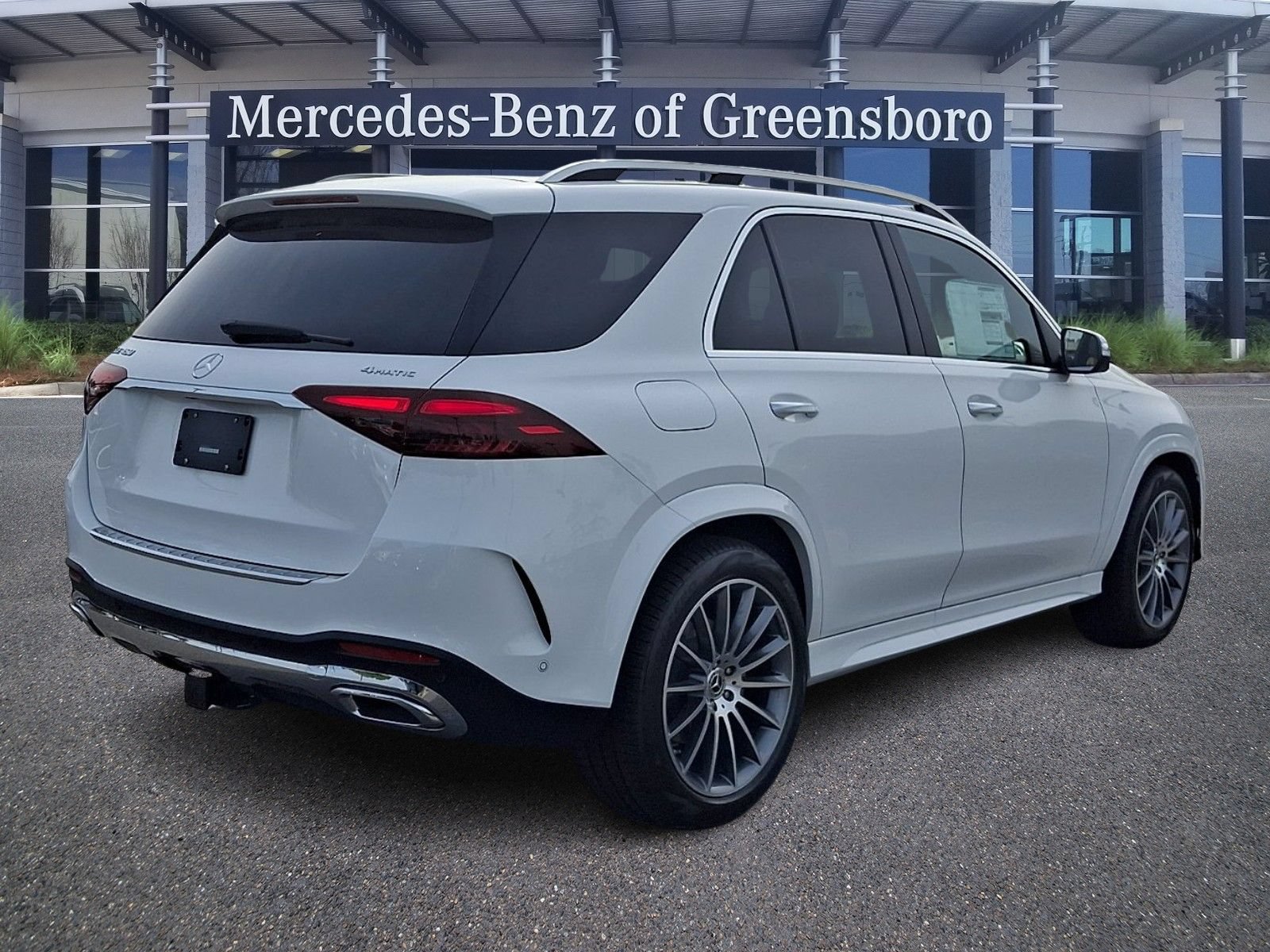 New 2026 Mercedes-Benz GLE 450 4MATIC image 3