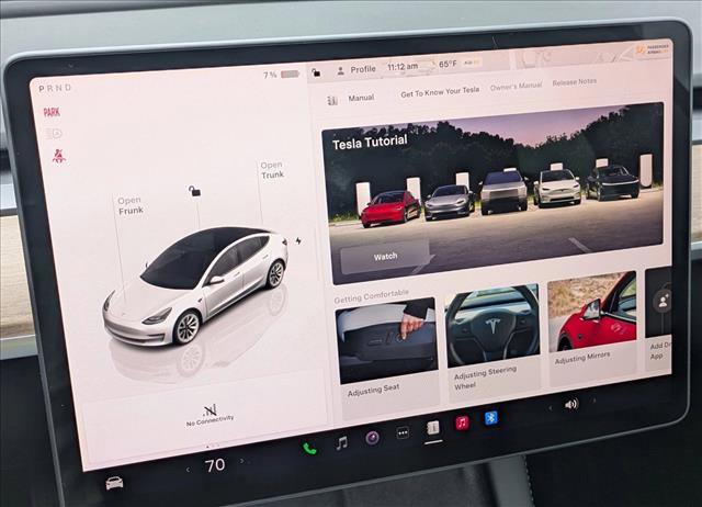 Used 2023 Tesla Model 3 Standard Range image 11