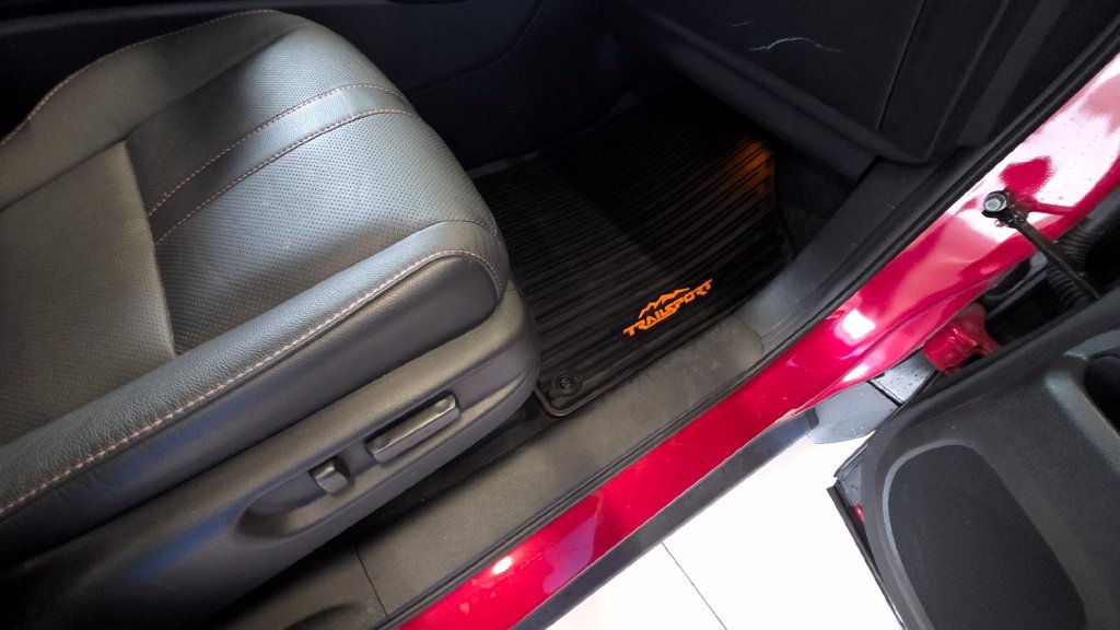 Used 2025 Honda Passport TrailSport image 12