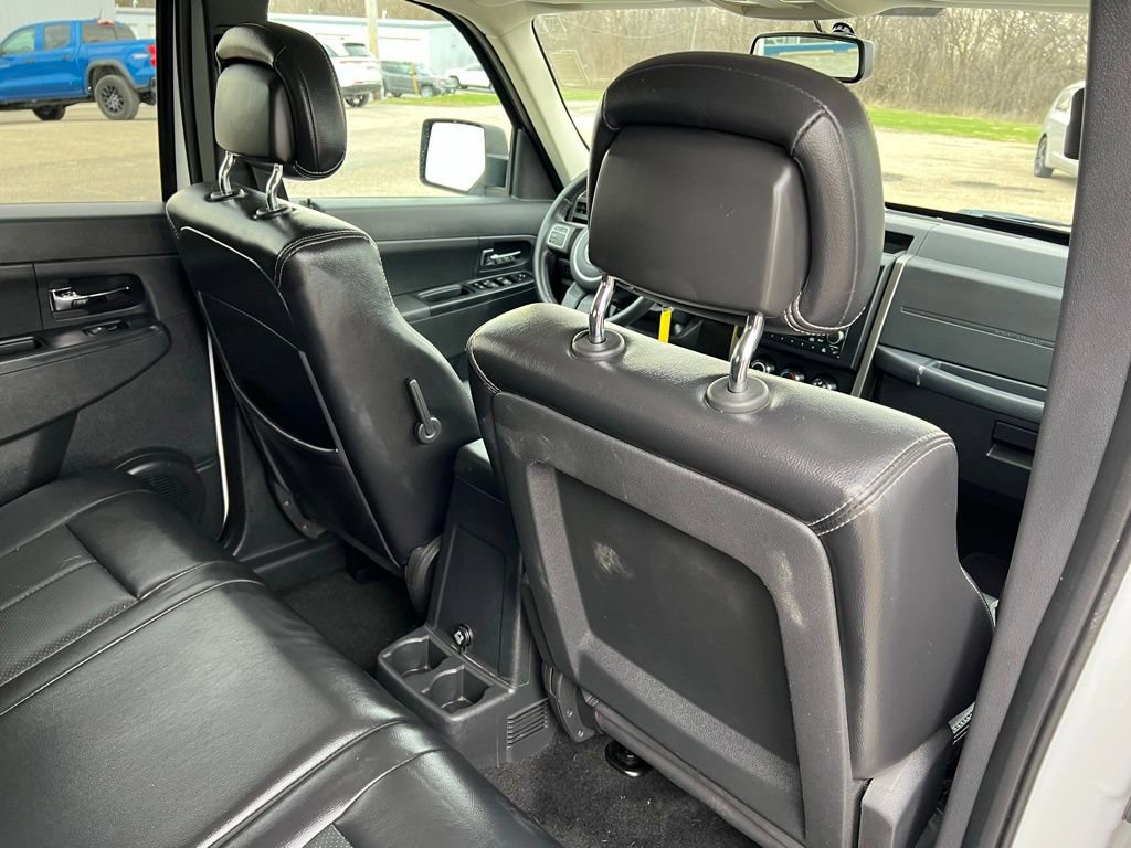 Used 2012 Jeep Liberty Sport image 17