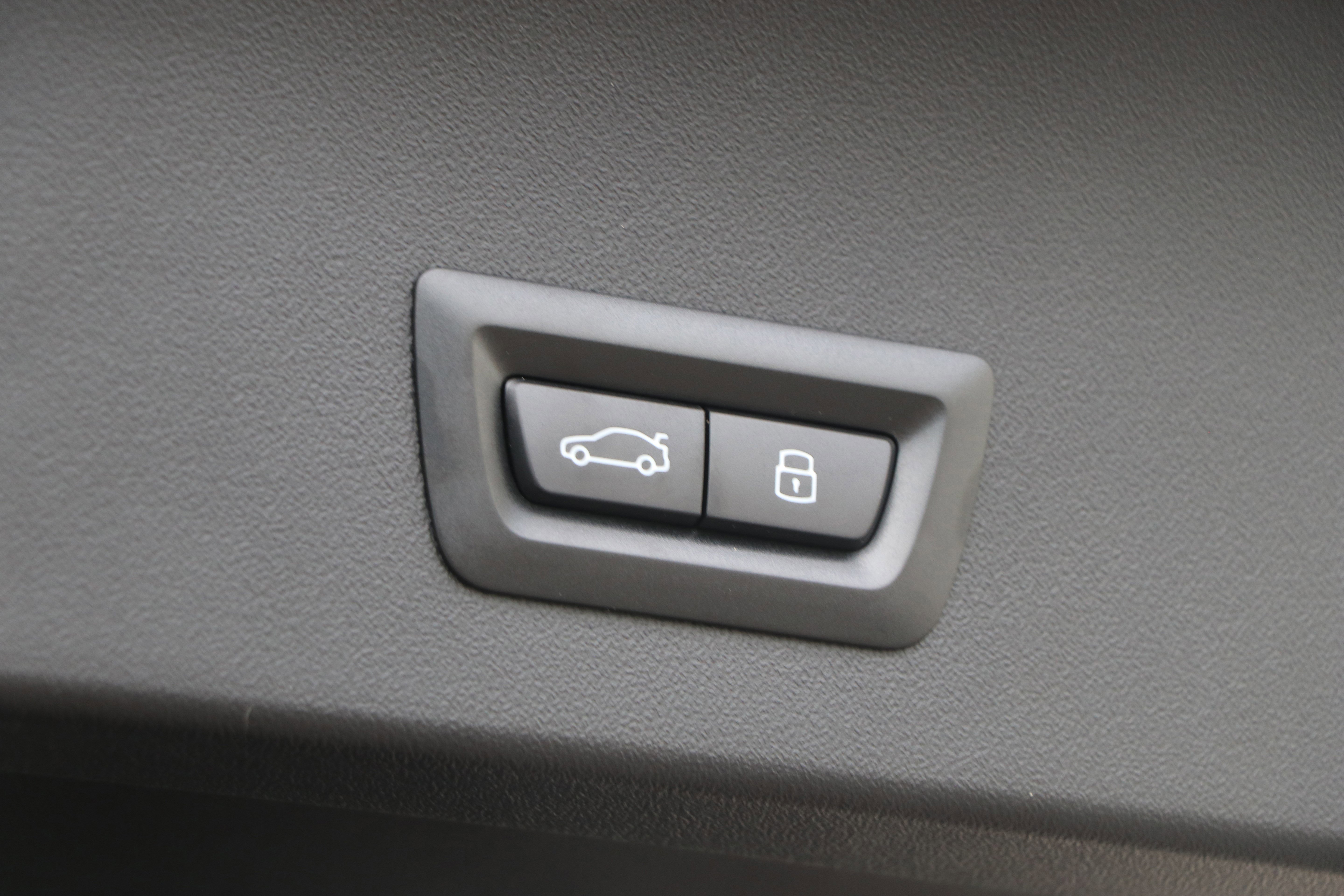 Used 2026 BMW X3 xDrive30 w/ Premium Package image 39