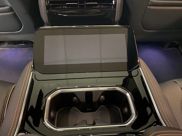 New 2024 Jeep Grand Wagoneer Series III w/ Rear Seat Video Group 1 image 19