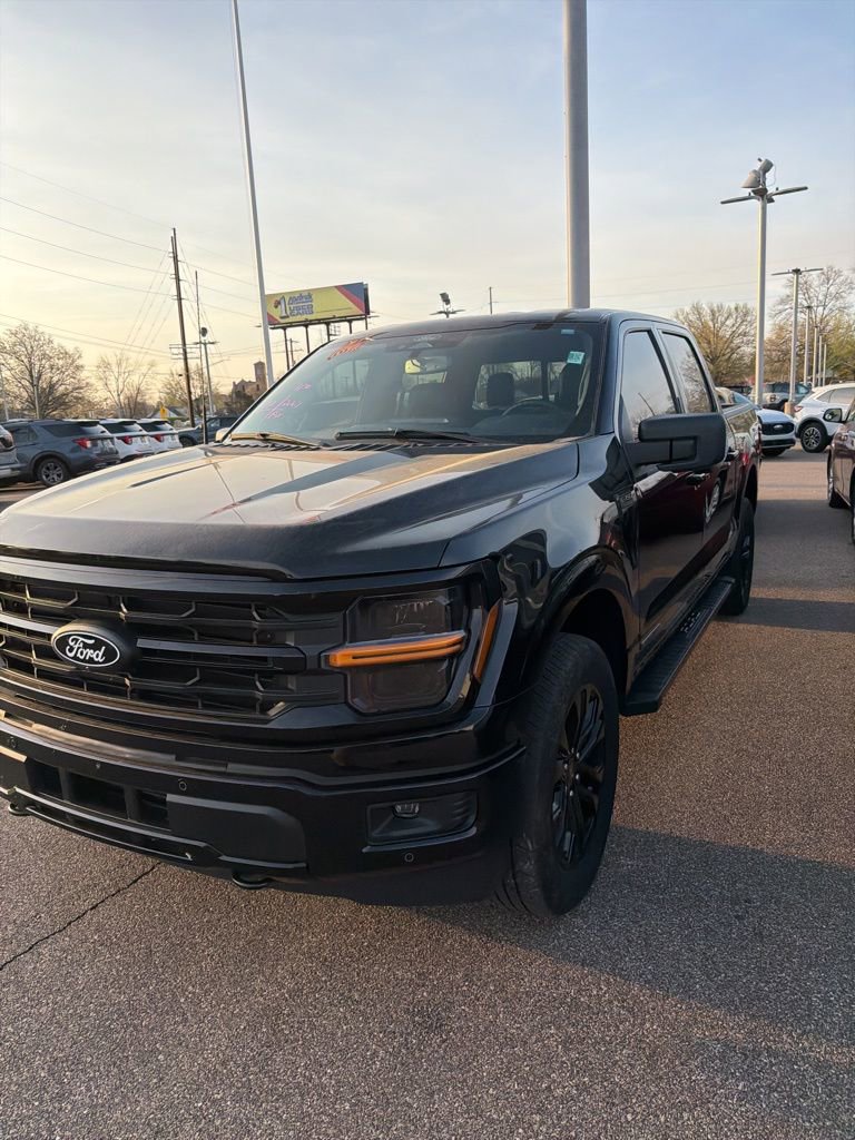 Used 2024 Ford F150 XLT w/ Equipment Group 303A High image 4