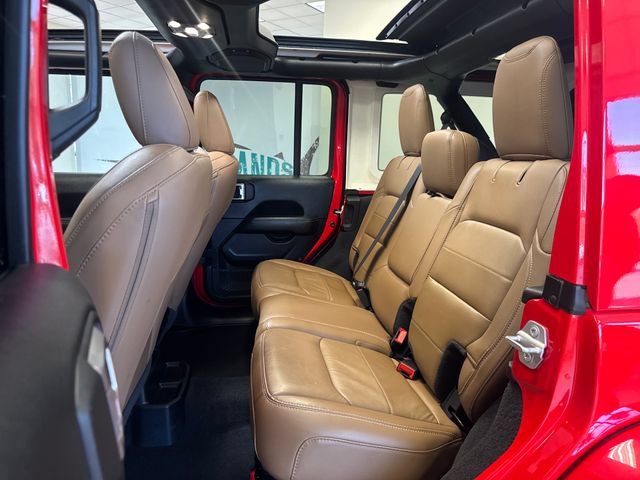 Used 2021 Jeep Wrangler Unlimited Sahara AWD/4WD image 27