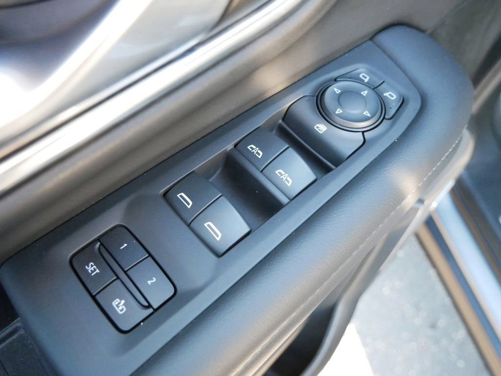 Used 2022 Chevrolet Tahoe Z71 AWD/4WD image 15
