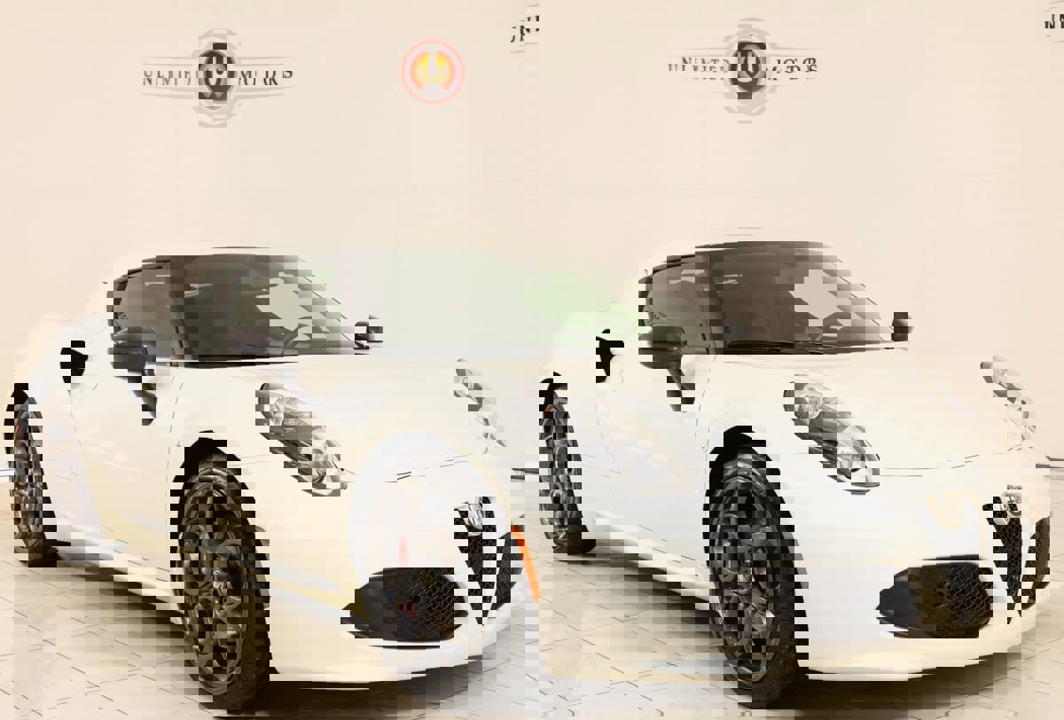 Used 2015 Alfa Romeo 4C Base w/ Leather Interior Group image 33