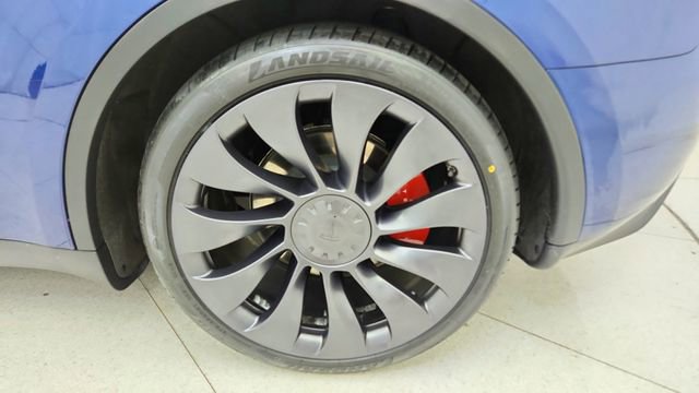 Used 2024 Tesla Model Y Performance AWD/4WD image 61