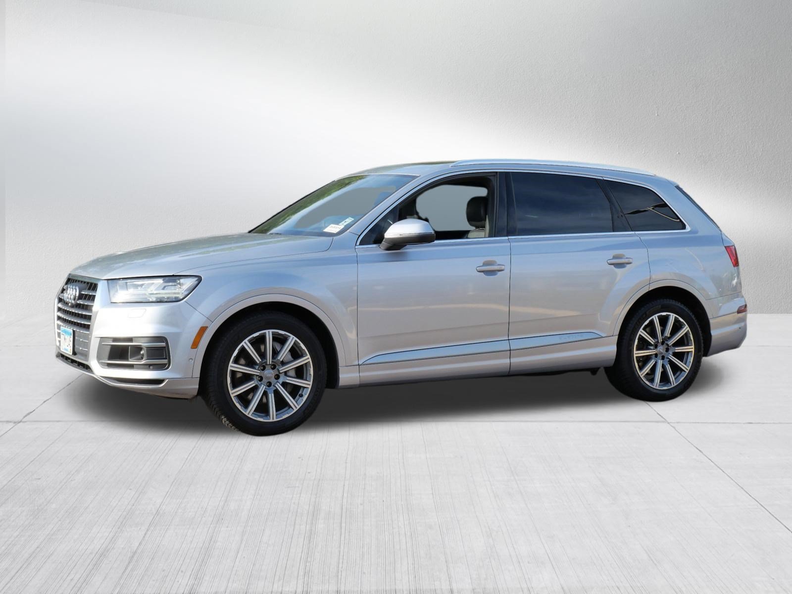 Used 2019 Audi Q7 3.0T Prestige w/ Prestige Package AWD/4WD image 3