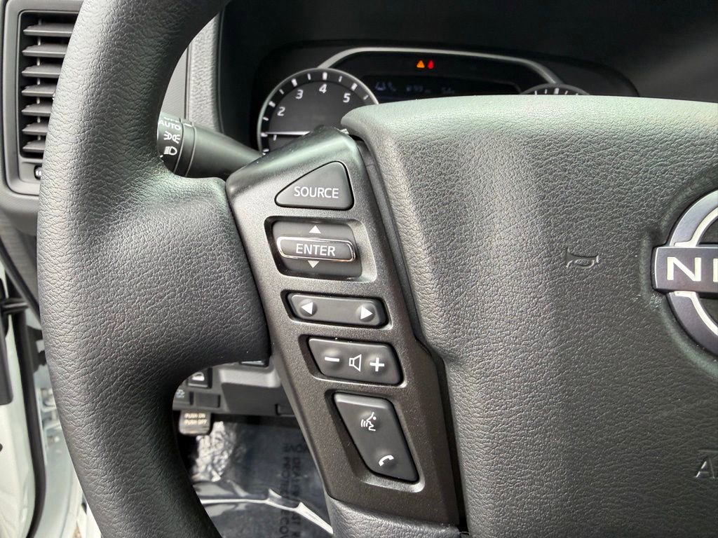 Used 2024 Nissan Frontier S w/ Technology Package image 26