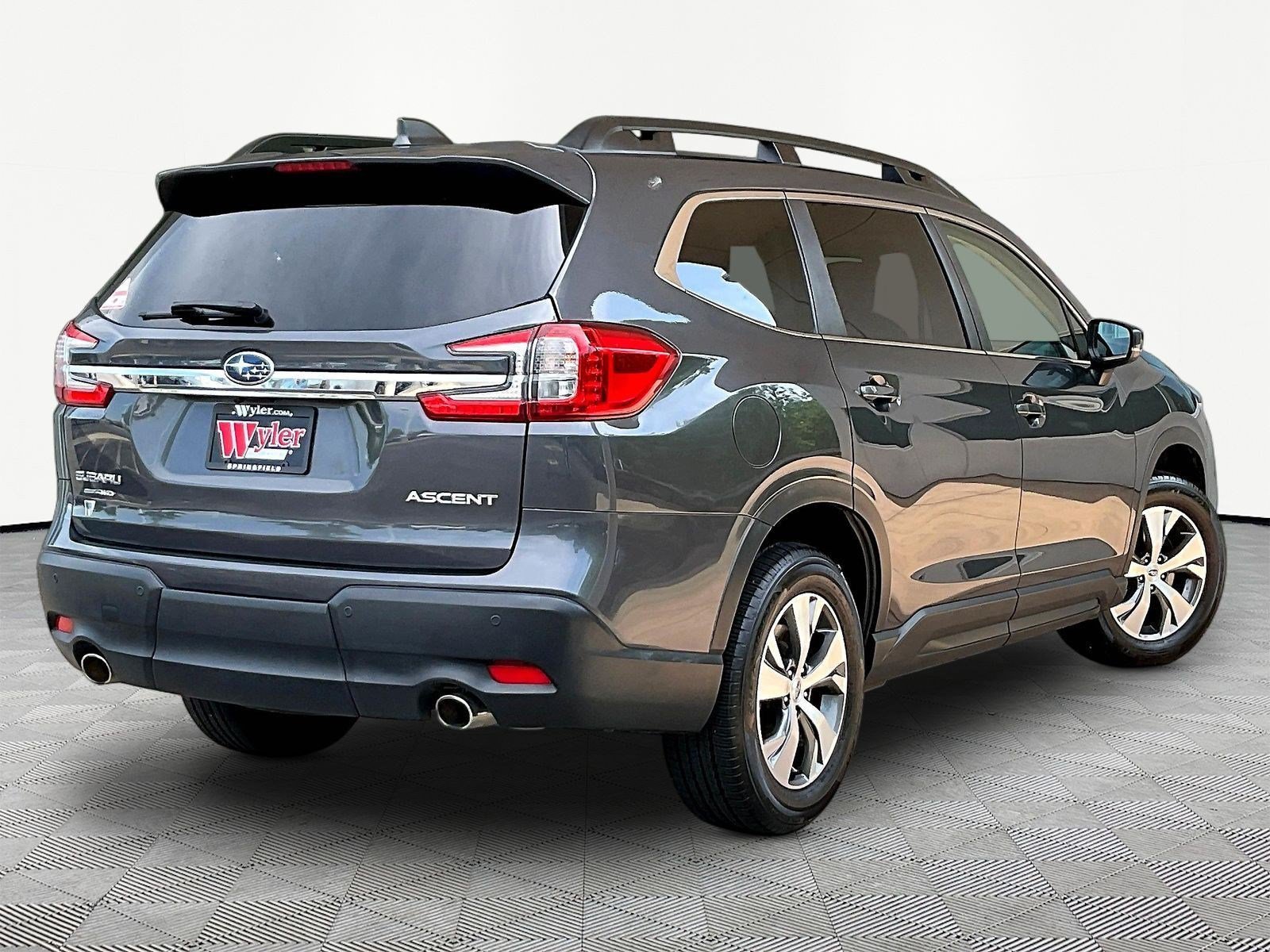 Used 2024 Subaru Ascent Premium w/ Convenience Package AWD/4WD image 14