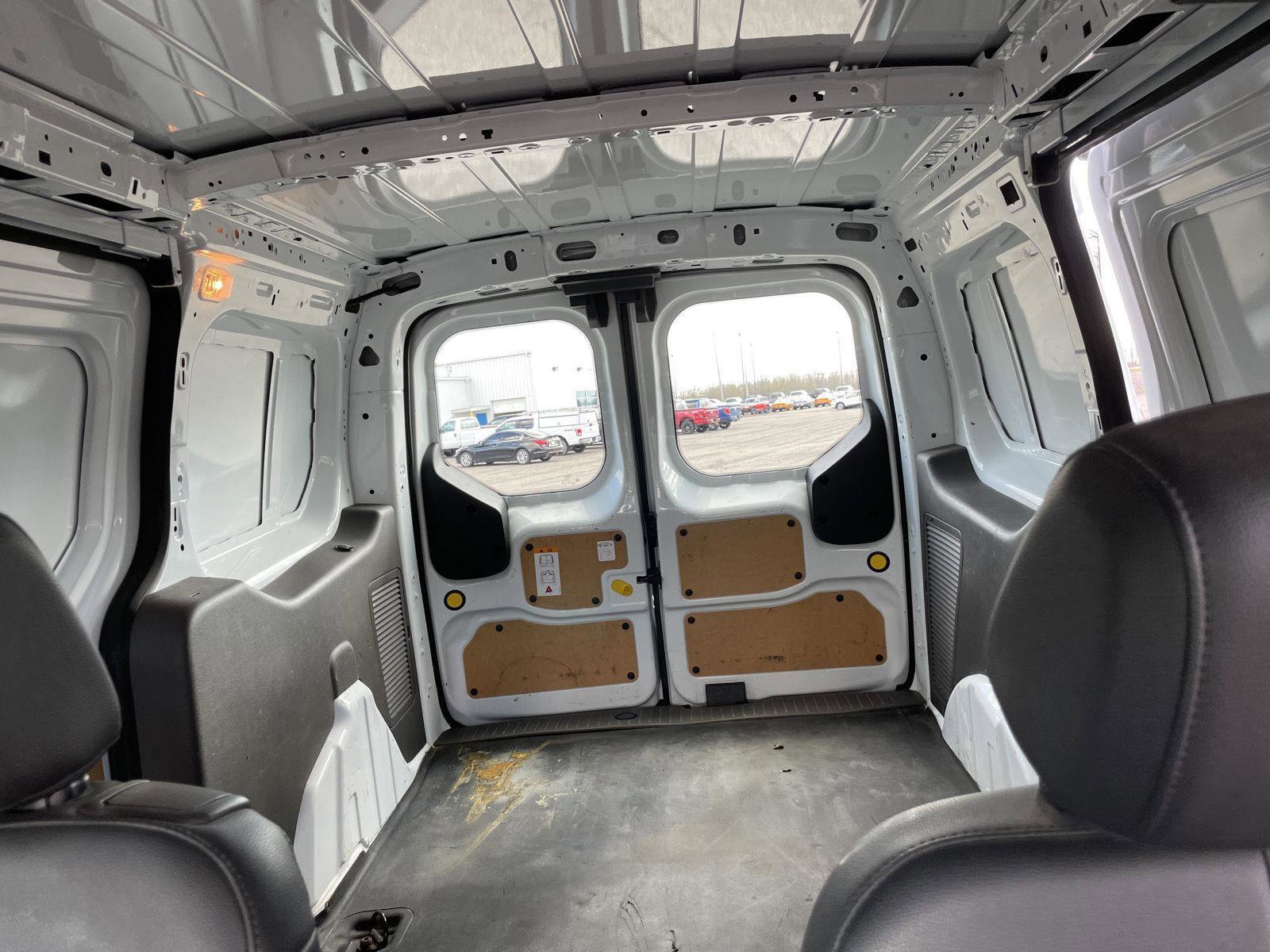 Used 2022 Ford Transit Connect XL w/ Trailer Tow Package FWD image 24