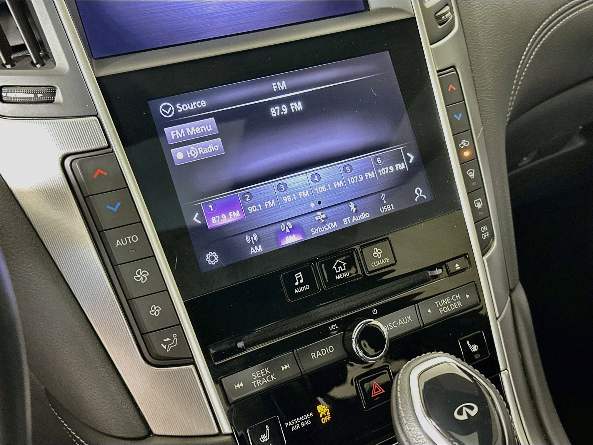 Used 2021 INFINITI Q60 3.0t Luxe w/ Cargo Package AWD/4WD image 23