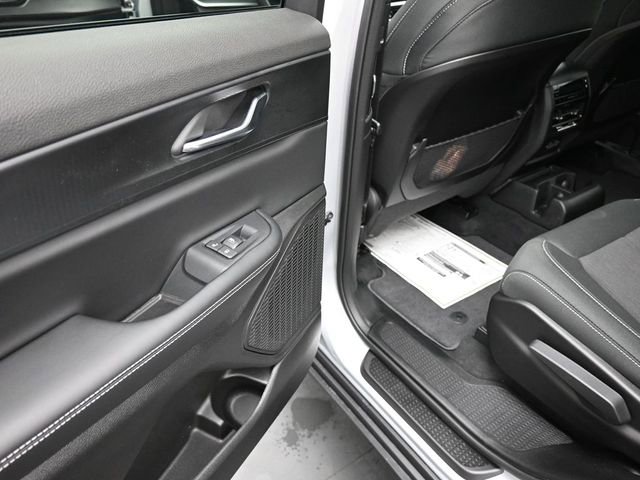 New 2026 Jeep Grand Cherokee L 4WD image 18