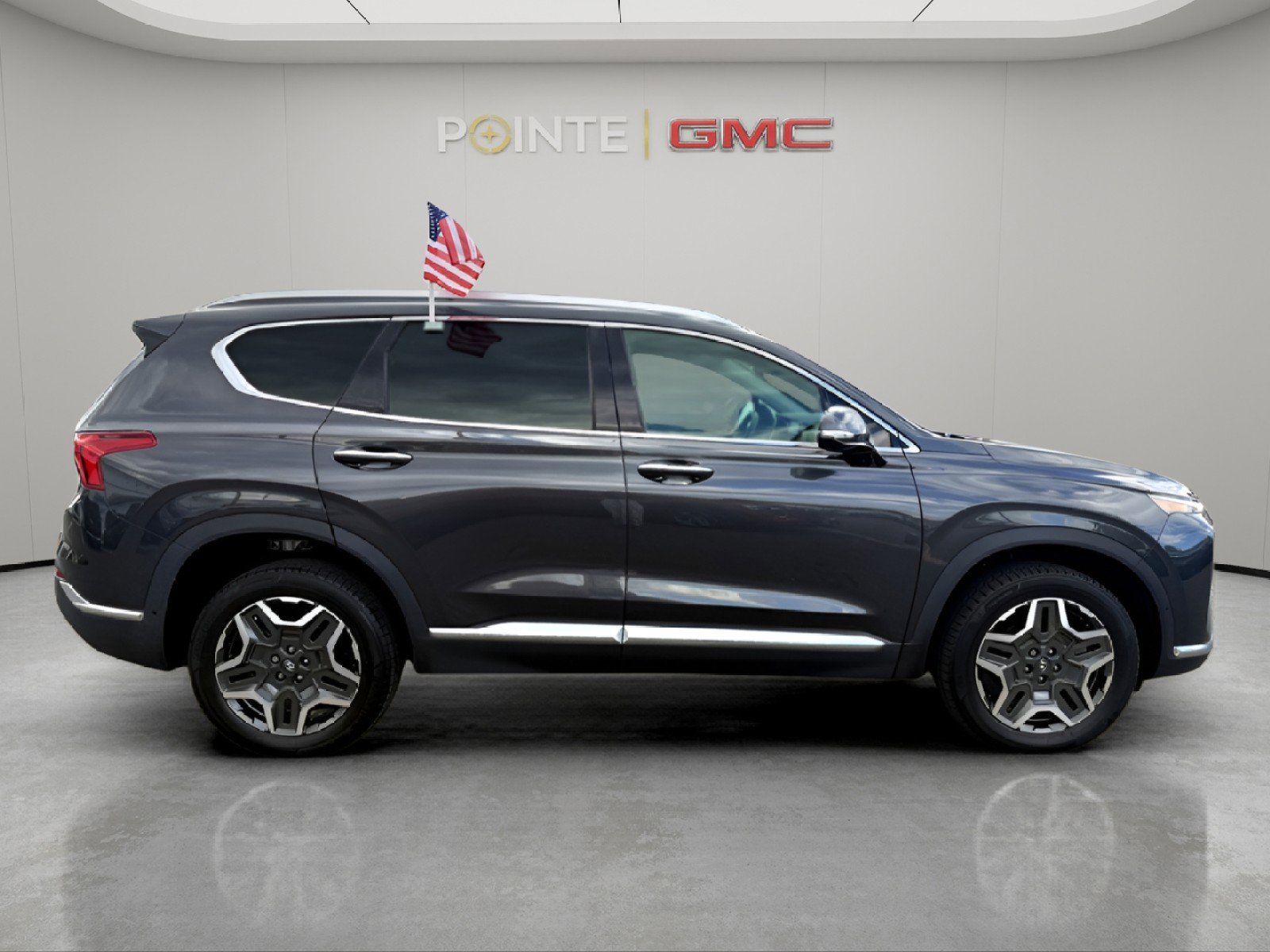 Used 2021 Hyundai Santa Fe Limited w/ Cargo Package image 9