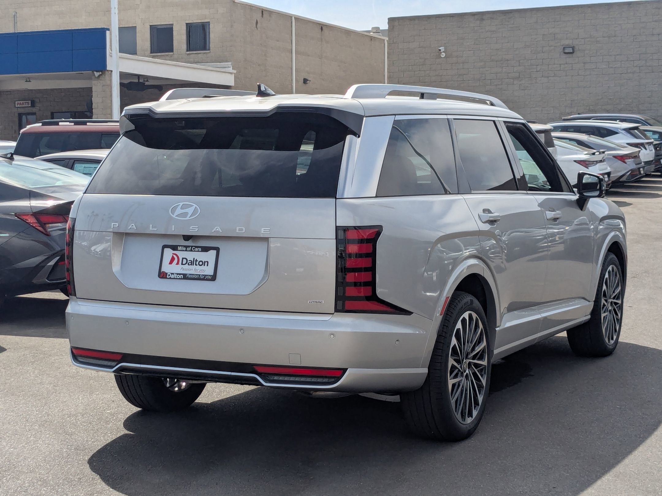 New 2026 Hyundai Palisade Calligraphy AWD/4WD image 4