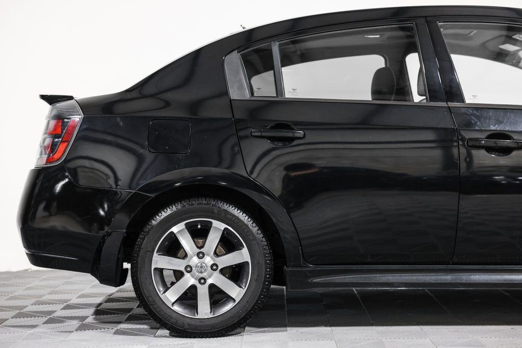 Used 2012 Nissan Sentra 2.0 SR w/ Special Edition Pkg image 2