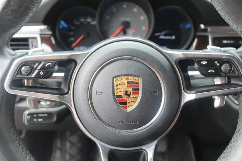 Used 2016 Porsche Macan S image 25