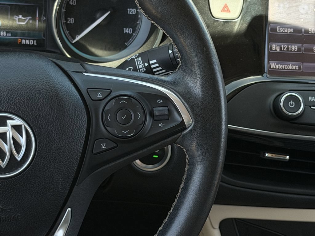Used 2017 Buick Envision Essence FWD image 14