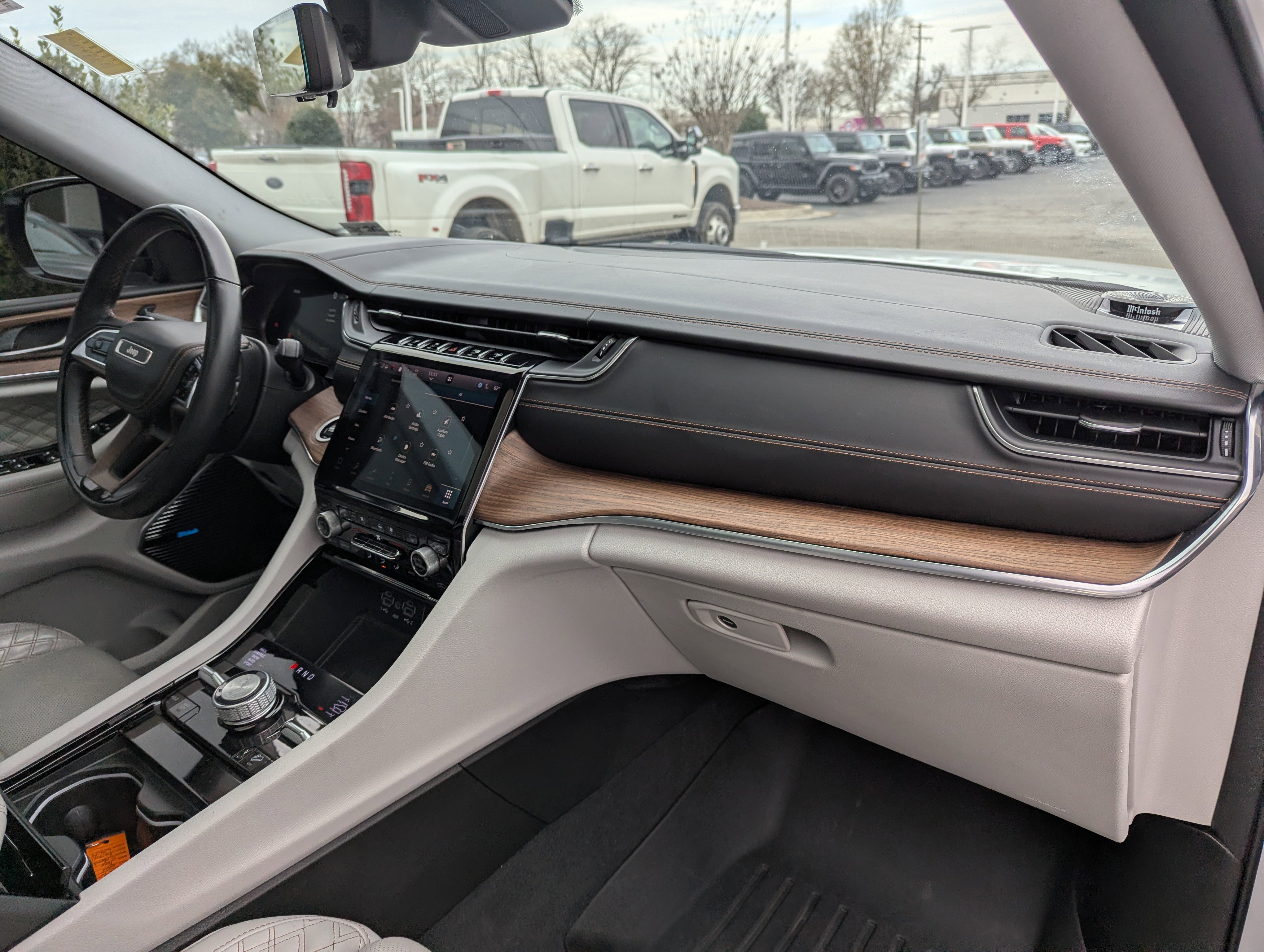 Used 2022 Jeep Grand Cherokee Summit w/ Adv Protech Group IV image 18