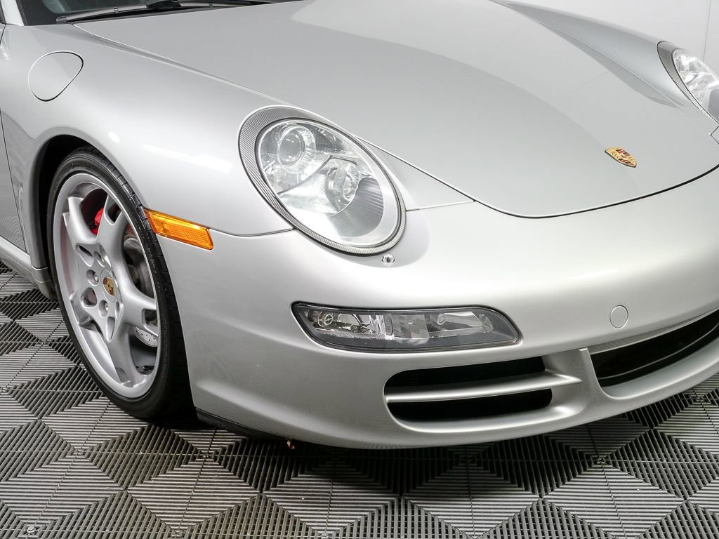 Used 2005 Porsche 911 Carrera S RWD image 39
