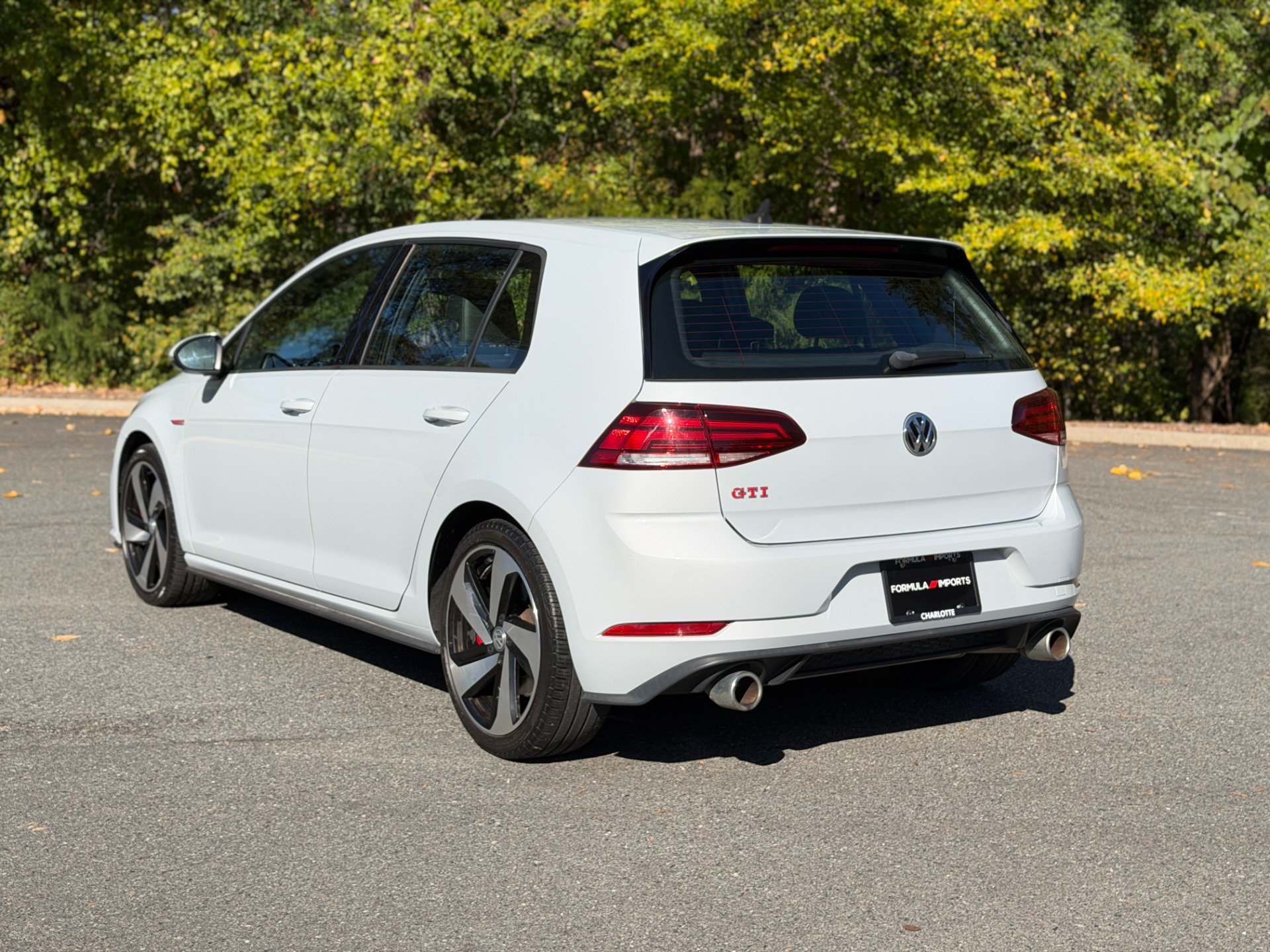 Used 2020 Volkswagen Golf 4-Door FWD image 8