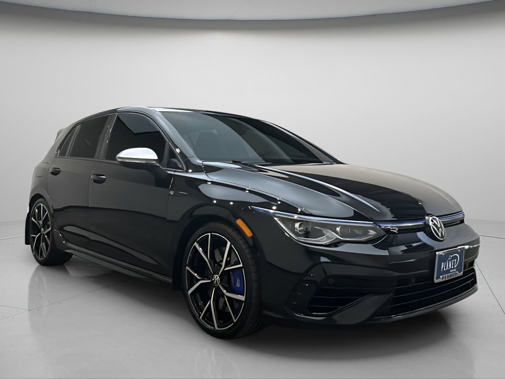Used 2024 Volkswagen Golf R image 1
