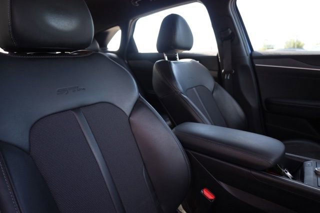 Used 2023 Kia K5 GT-Line image 38