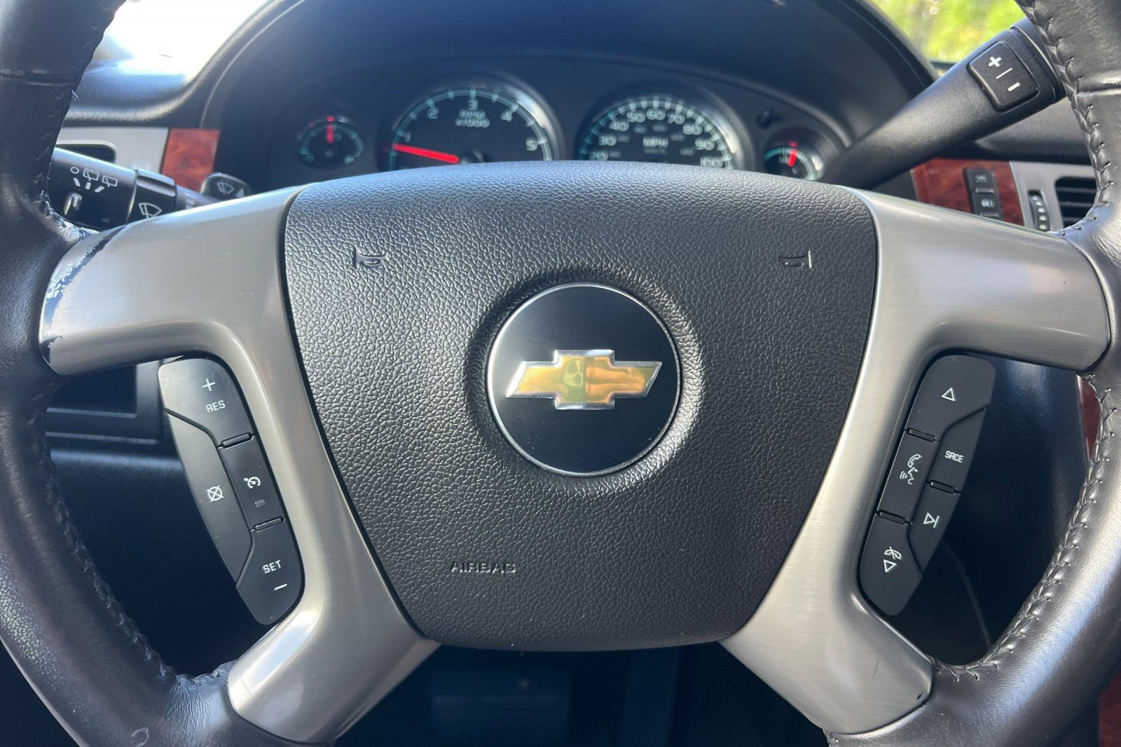 Used 2013 Chevrolet Tahoe LT image 22