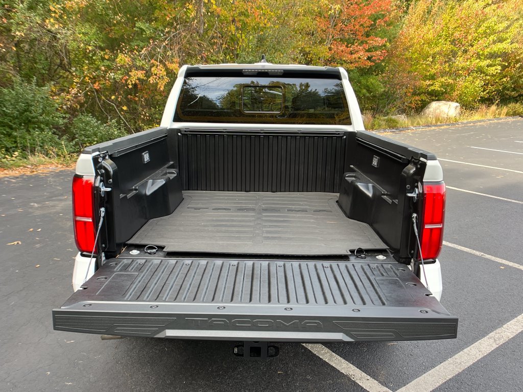 New 2026 Toyota Tacoma SR5 AWD/4WD image 23