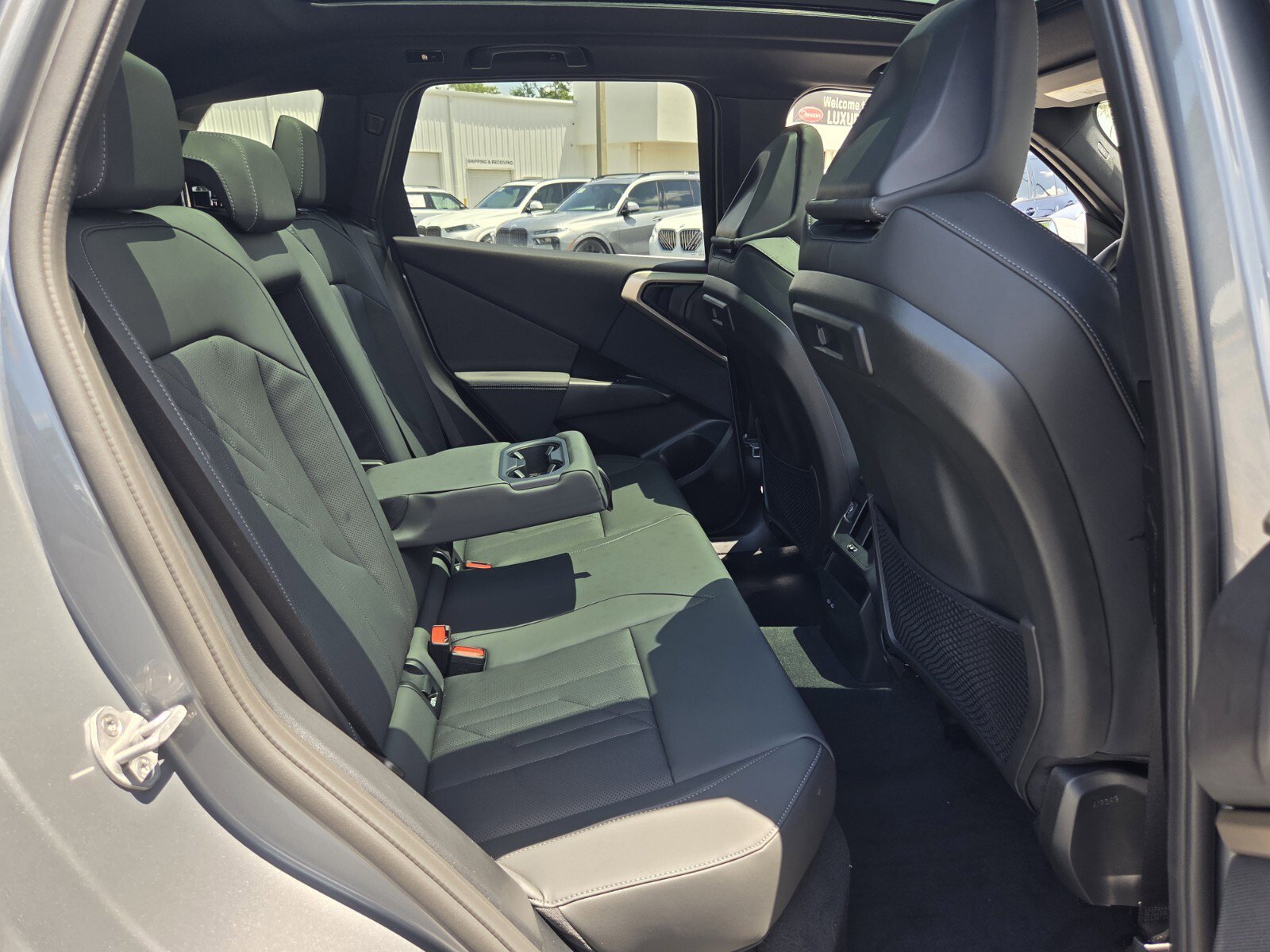 New 2025 BMW X3 xDrive30 w/ Premium Package AWD/4WD image 16